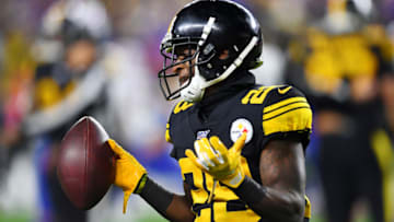 PITTSBURGH, PENNSYLVANIA - DECEMBER 15: Mike Hilton #28 of the Pittsburgh Steelers reacts after recovering a fumble during the third quarter against the Buffalo Bills in the game at Heinz Field on December 15, 2019 in Pittsburgh, Pennsylvania. (Photo by Joe Sargent/Getty Images)