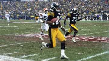 Pittsburgh Steelers wide reciever Antwaan Randle El (82). Mandatory Credit: Joe Robbins-Getty Images