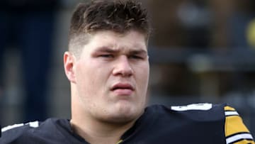 Offensive lineman Tyler Linderbaum #65 of the Iowa Hawkeyes. (Photo by Matthew Holst/Getty Images)