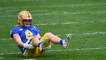 Kenny Pickett #8 of the Pittsburgh Panthers. (Photo by Justin Berl/Getty Images)