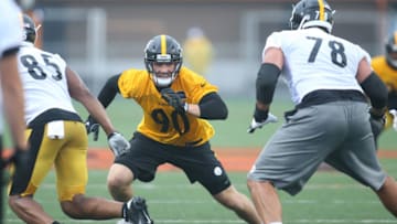 Pittsburgh Steelers linebacker T.J. Watt (90). Mandatory Credit: Charles LeClaire-USA TODAY Sports