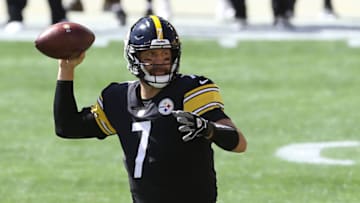 Pittsburgh Steelers quarterback Ben Roethlisberger (7). Mandatory Credit: Charles LeClaire-USA TODAY Sports