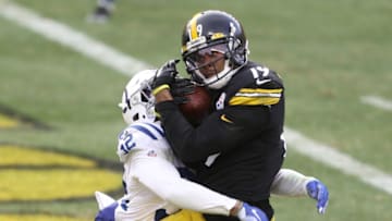 Pittsburgh Steelers wide receiver JuJu Smith-Schuster (19) Mandatory Credit: Charles LeClaire-USA TODAY Sports