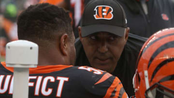 CINCINNATI, OH - NOVEMBER 25: Head Coach Marvin Lewis of the Cincinnati Bengals talks to Vontaze Burfict #55 during their game against the Cleveland Browns at Paul Brown Stadium on November 25, 2018 in Cincinnati, Ohio. The Browns defeated the Bengals 35-20. (Photo by John Grieshop/Getty Images)
