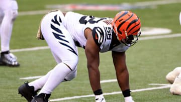 CINCINNATI, OHIO - NOVEMBER 29: Carl Lawson #58 of the Cincinnati Bengals in action in the game against the New York Giants at Paul Brown Stadium on November 29, 2020 in Cincinnati, Ohio. (Photo by Justin Casterline/Getty Images)