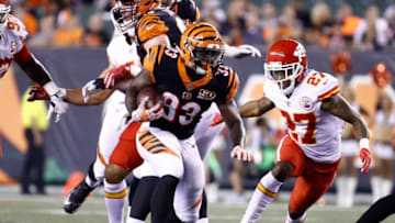 CINCINNATI, OH - AUGUST 19: Tra Carson#33 of the Cincinnati Bengals runs with the ball during the preseason game against the Kansas City Chiefs at Paul Brown Stadium on August 19, 2017 in Cincinnati, Ohio. (Photo by Andy Lyons/Getty Images)