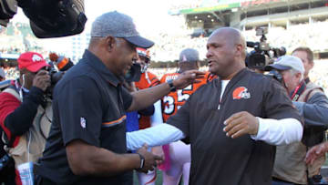 CINCINNATI, OH - OCTOBER 23: Head Coach Marvin Lewis of the Cincinnati Bengals and Head Coach Hue Jackson of the Cleveland Browns shake hands after the completion of the game at Paul Brown Stadium on October 23, 2016 in Cincinnati, Ohio. Cincinnati defeated Cleveland 31-17. (Photo by John Grieshop/Getty Images)