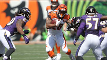 CINCINNATI, OH - SEPTEMBER 10: Joe Mixon #28 of the Cincinnati Bengals carries the ball during the second quarter of the game against the Baltimore Ravens at Paul Brown Stadium on September 10, 2017 in Cincinnati, Ohio. (Photo by John Grieshop/Getty Images)