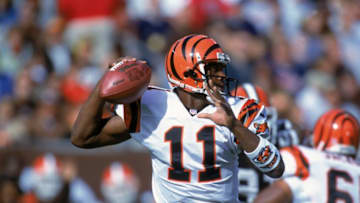 Akili Smith #11 of the Cincinnati Bengals - Mandatory Credit: Jonathan Daniel /Allsport