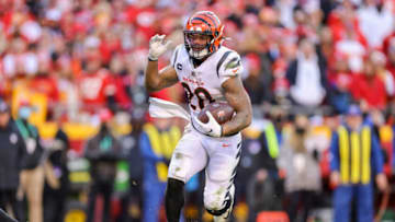 Joe Mixon #28 of the Cincinnati Bengals. (Photo by David Eulitt/Getty Images)