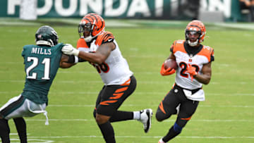 Sep 27, 2020; Philadelphia, Pennsylvania, USA; Mandatory Credit: Eric Hartline-USA TODAY Sports