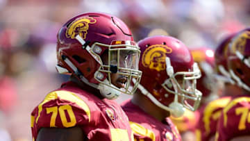 LOS ANGELES, CA - SEPTEMBER 02: Chuma Edoga #70 of the USC Trojans waits for a huddle during the game against the Western Michigan Broncos at Los Angeles Memorial Coliseum on September 2, 2017 in Los Angeles, California. (Photo by Harry How/Getty Images)