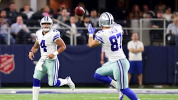 ARLINGTON, TX - OCTOBER 30: Dak Prescott #4 throws to Geoff Swaim #87 of the Dallas Cowboys during a game between the Dallas Cowboys and the Philadelphia Eagles at AT&T Stadium on October 30, 2016 in Arlington, Texas. (Photo by Tom Pennington/Getty Images)