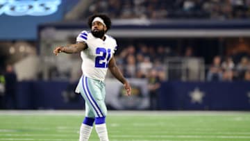 ARLINGTON, TX - AUGUST 26: Ezekiel Elliott #21 of the Dallas Cowboys walks back to the sideline during a time out against the Arizona Cardinals in the second quarter at AT&T Stadium on August 26, 2018 in Arlington, Texas. (Photo by Richard Rodriguez/Getty Images)