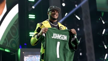 LAS VEGAS, NEVADA - APRIL 28: Jermaine Johnson II poses onstage after being selected 26th by the New York Jets during round one of the 2022 NFL Draft on April 28, 2022 in Las Vegas, Nevada. (Photo by David Becker/Getty Images)