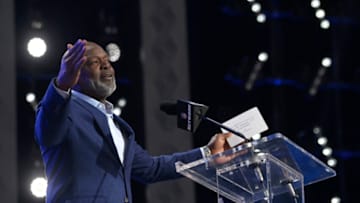 LAS VEGAS, NEVADA - APRIL 29: Pro Football Hall of Fame member Emmitt Smith announces the Dallas Cowboys' 88th overall pick during round three of the 2022 NFL Draft on April 29, 2022 in Las Vegas, Nevada. (Photo by David Becker/Getty Images)