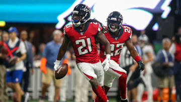 Desmond Trufant (21), Keanu Neal (22), Atlanta Falcons (Brett Davis-USA TODAY Sports)