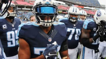 Nov 29, 2015; Nashville, TN, USA; Tennessee Titans free safety Michael Griffin (33) huddles with teammates prior to the game against the Oakland Raiders at Nissan Stadium. Mandatory Credit: Christopher Hanewinckel-USA TODAY Sports