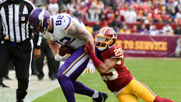 LANDOVER, MD - NOVEMBER 12: Minnesota Vikings tight end Kyle Rudolph (82) makes a second quarter catch and is brought down by Washington Redskins cornerback Kendall Fuller (29) on November 12, 2017, at FedEx Field in Landover, MD. The Minnesota Vikings defeated the Washington Redskins, 38-30. (Photo by Mark Goldman/Icon Sportswire via Getty Images)