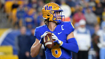(Photo by Justin Berl/Getty Images) Kenny Pickett