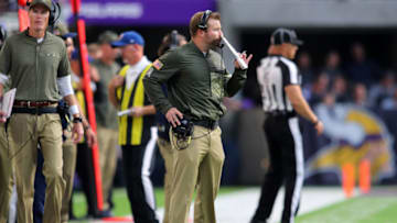 Sean McVay vs. Minnesota Vikings (Photo by Adam Bettcher/Getty Images)