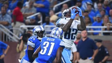 Sep 18, 2016; Detroit, MI, USA; Tennessee Titans tight end Delanie Walker (82) catches a touchdown during the fourth quarter against the Detroit Lions at Ford Field. Mandatory Credit: Tim Fuller-USA TODAY Sports