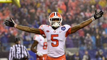 CHARLOTTE, NC - DECEMBER 01: Tee Higgins #5 of the Clemson Tigers reacts after scoring a touchdown against the Pittsburgh Panthers during the second quarter of their game at Bank of America Stadium on December 1, 2018 in Charlotte, North Carolina. (Photo by Grant Halverson/Getty Images)