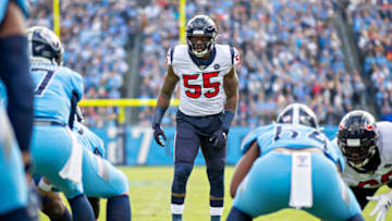 NASHVILLE, TN - DECEMBER 15: Benardrick McKinney #55 of the Houston Texans looks over the offense during a game against the Tennessee Titans at Nissan Stadium on December 15, 2019 in Nashville, Tennessee. The Texans defeated the Titans 24-21. (Photo by Wesley Hitt/Getty Images)