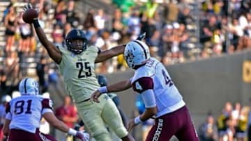 NASHVILLE, TN - SEPTEMBER 09: Josh Smith #25 of the Vanderbilt Commodores blocks a pass attempt by quarterback Aqeel Glass #4 of the Alabama A&M Bulldogs during the second half of a 42-0 Vanderbilt victory at Vanderbilt Stadium on September 9, 2017 in Nashville, Tennessee. (Photo by Frederick Breedon/Getty Images)