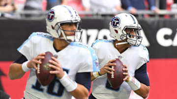 GLENDALE, AZ - DECEMBER 10: Marcus Mariota (R) and Matt Cassel