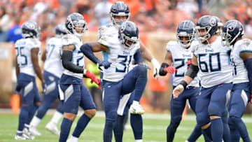 CLEVELAND, OHIO - SEPTEMBER 08: Free safety Kevin Byard #31 of the Tennessee Titans celebrates with teammates after an interception during the second half against the Cleveland Browns at FirstEnergy Stadium on September 08, 2019 in Cleveland, Ohio. The Titans defeated the Browns 43-13. (Photo by Jason Miller/Getty Images)