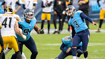 NASHVILLE, TN - OCTOBER 25: Stephen Gostkowski #3 of the Tennessee Titans watches his missed game tying field goal in the second half of a game against the Pittsburgh Steelers at Nissan Stadium on October 25, 2020 in Nashville, Tennessee. The Steelers defeated the Titans 27-24. (Photo by Wesley Hitt/Getty Images)