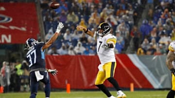 NASHVILLE, TENNESSEE - AUGUST 25: Quarterback Ben Roethlisberger #7 of the Pittsburgh Steelers throws a pass against Amani Hooker #37 of the Tennessee Titans during the first half of a preseason game at Nissan Stadium on August 25, 2019 in Nashville, Tennessee. (Photo by Frederick Breedon/Getty Images)