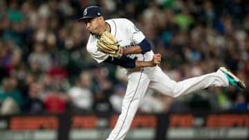 SEATTLE, WA - SEPTEMBER 29: Reliever Edwin Diaz #39 of the Seattle Mariners delivers a pitch during the ninth inning of a game against the Texas Rangers at Safeco Field on September 29, 2018 in Seattle, Washington. The Mariners won the game 4-1. (Photo by Stephen Brashear/Getty Images)