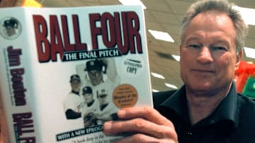 382468 01: Former New York Yankees pitcher Jim Bouton signs copies of his new book, "Ball Four: The Final Pitch" November 27, 2000 at a Waldenbooks store in Schaumburg, IL. "Ball Four: The Final Pitch" is a new and final edition of his controversial 1970 book titled "Ball Four" that has sold more than five million copies worldwide its 30-year life. (Photo by Tim Boyle/Newsmakers)