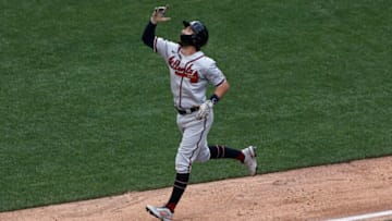 NEW YORK, NY - JULY 29: Dansby Swanson #7 of the Atlanta Braves reacts after hitting a home run during the eighth inning against the New York Mets at Citi Field on July 29, 2021 in New York City. The Mets won 6-3. (Photo by Adam Hunger/Getty Images)