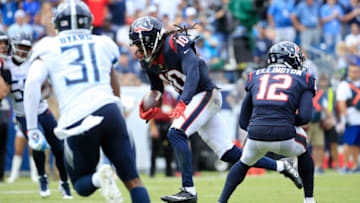 NASHVILLE, TN - SEPTEMBER 16: DeAndre Hopkins #10 of the Houston Texans scores a touchdown at Nissan Stadium on September 16, 2018 in Nashville, Tennessee. (Photo by Andy Lyons/Getty Images)