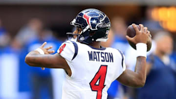 INDIANAPOLIS, IN - SEPTEMBER 30: Deshaun Watson #4 of the Houston Texans throws a pass before the game against the Indianapolis Colts at Lucas Oil Stadium on September 30, 2018 in Indianapolis, Indiana. (Photo by Andy Lyons/Getty Images)