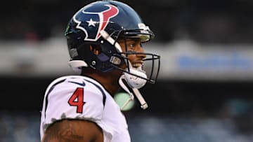 EAST RUTHERFORD, NJ - DECEMBER 15: Quarterback Deshaun Watson #4 of the Houston Texans warms up before taking on the New York Jets at MetLife Stadium on December 15, 2018 in East Rutherford, New Jersey. (Photo by Mark Brown/Getty Images)