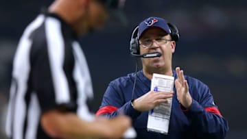 NEW ORLEANS, LOUISIANA - SEPTEMBER 09: Head coach Bill O'Brien of the Houston Texans calls a timeout during the first half of a game against the New Orleans Saints at the Mercedes Benz Superdome on September 09, 2019 in New Orleans, Louisiana. (Photo by Jonathan Bachman/Getty Images)