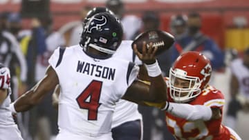Tyrann Mathieu #32 of the Kansas City Chiefs Deshaun Watson #4 of the Houston Texans (Photo by Jamie Squire/Getty Images)