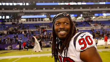 BALTIMORE, MD - NOVEMBER 27: Jadeveon Clowney