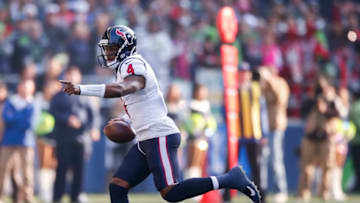 SEATTLE, WA - OCTOBER 29: Quarterback Deshaun Watson