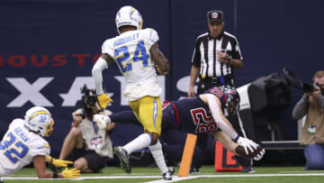Mandatory Credit: Troy Taormina-USA TODAY Sports