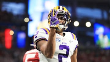 ATLANTA, GEORGIA - DECEMBER 28: Wide receiver Justin Jefferson #2 of the LSU Tigers celebrates a touchdown in the second quarter over the Oklahoma Sooners during the Chick-fil-A Peach Bowl at Mercedes-Benz Stadium on December 28, 2019 in Atlanta, Georgia. (Photo by Carmen Mandato/Getty Images)