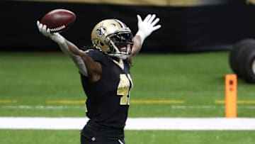 NEW ORLEANS, LOUISIANA - SEPTEMBER 13: Alvin Kamara #41 of the New Orleans Saints celebrates a touchdown against the Tampa Bay Buccaneers during the second quarter at the Mercedes-Benz Superdome on September 13, 2020 in New Orleans, Louisiana. (Photo by Chris Graythen/Getty Images)