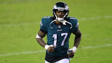 PHILADELPHIA, PENNSYLVANIA - NOVEMBER 30: Alshon Jeffery #17 of the Philadelphia Eagles leaves the field following the team's loss to the Seattle Seahawks at Lincoln Financial Field on November 30, 2020 in Philadelphia, Pennsylvania. (Photo by Mitchell Leff/Getty Images)