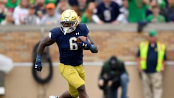 SOUTH BEND, INDIANA - OCTOBER 05: Tony Jones Jr. #6 of the Notre Dame Fighting Irish runs with the football against the Bowling Green Falcons at Notre Dame Stadium on October 05, 2019 in South Bend, Indiana. (Photo by Quinn Harris/Getty Images)
