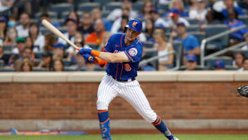 NEW YORK, NEW YORK - AUGUST 15: Jeff McNeil #6 of the New York Mets in action against the Los Angeles Dodgers at Citi Field on August 15, 2021 in New York City. The Dodgers defeated the Mets 14-4. (Photo by Jim McIsaac/Getty Images)