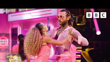 Pete Wicks and Jowita Przystal Cha Cha to I'm Too Sexy by Right Said Fred ✨ BBC Strictly 2024